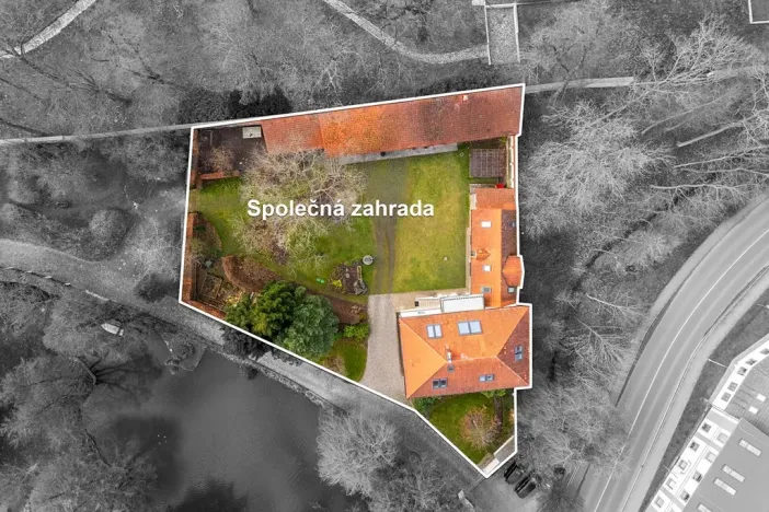 Pronájem rodinného domu, Dolní Břežany, U Zámku, 237 m2