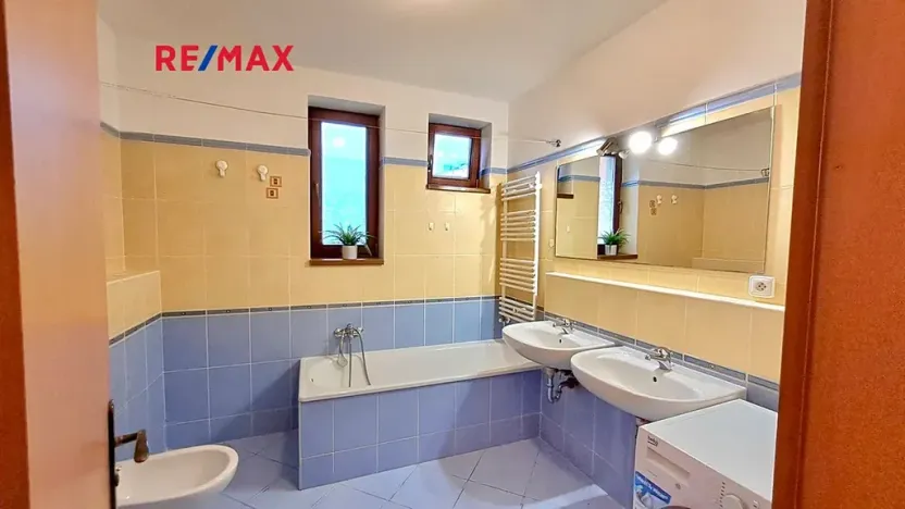 Pronájem bytu 2+kk, Praha - Vysočany, U Kloubových domů, 69 m2