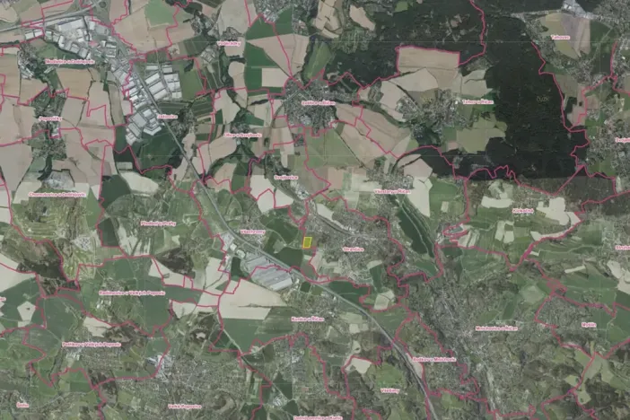 Prodej komerčního pozemku, Strančice, 21812 m2