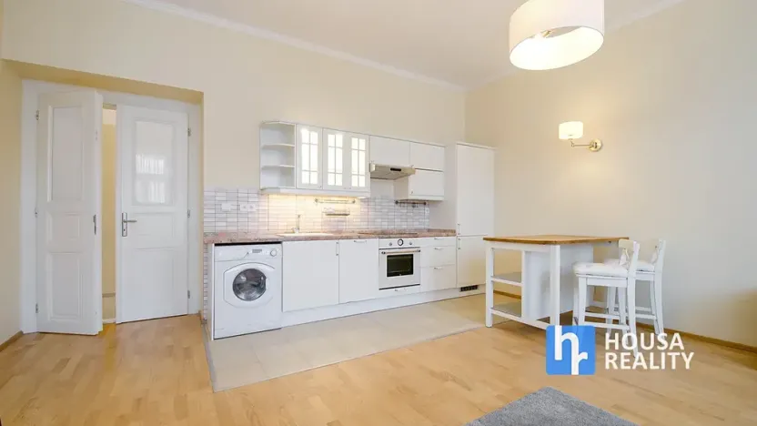 Pronájem bytu 2+kk, Praha - Nové Město, Pod Slovany, 58 m2