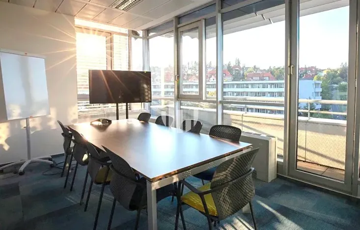 Pronájem kanceláře, Praha - Dejvice, Evropská, 236 m2