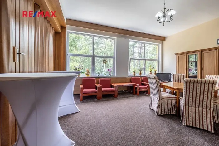 Prodej rodinného domu, Doksy, Pod Borným, 1700 m2