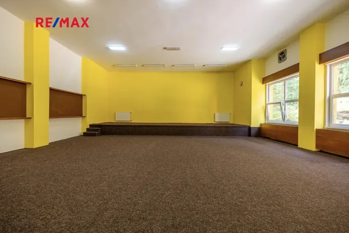 Prodej rodinného domu, Doksy, Pod Borným, 1700 m2