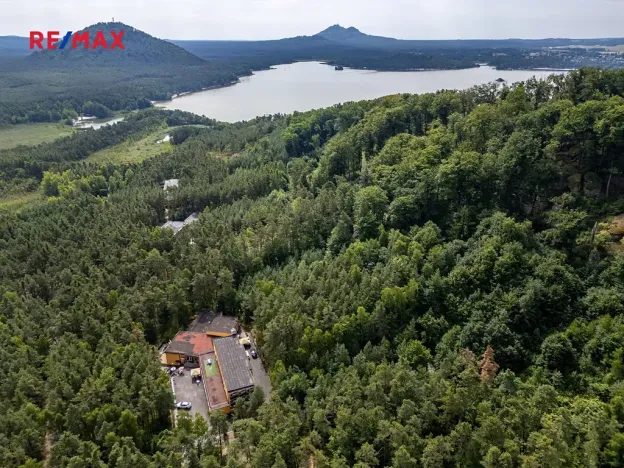 Prodej rodinného domu, Doksy, Pod Borným, 1700 m2