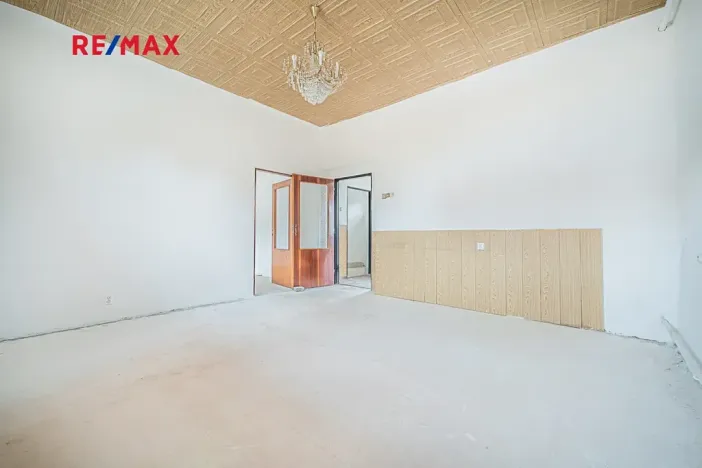 Prodej rodinného domu, Praha - Dolní Počernice, Listopadová, 302 m2