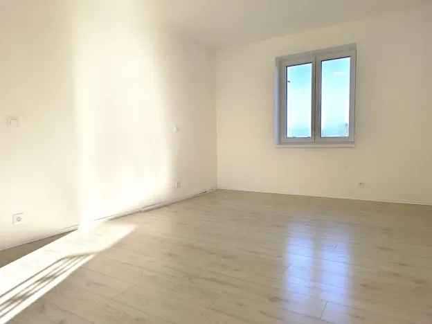 Pronájem bytu 2+kk, Nehvizdy, 65 m2