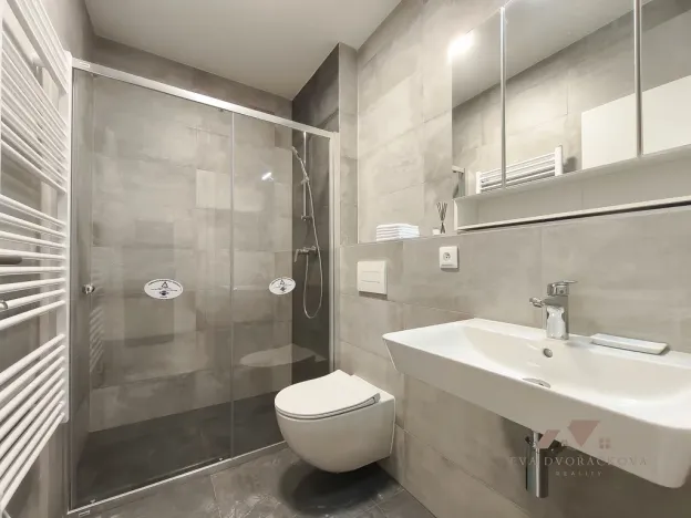 Pronájem bytu 1+kk, Zlín, Pod Hradem II, 29 m2