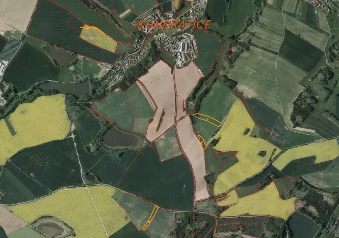 Prodej pozemku, Kundratice, 18586 m2