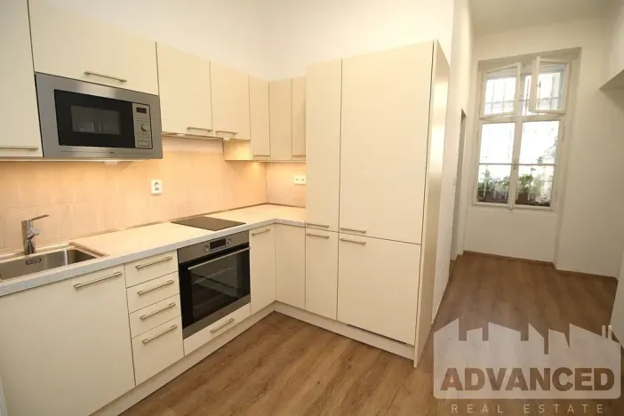 Pronájem bytu 1+1, Praha - Nové Město, Kateřinská, 32 m2