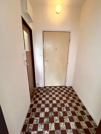 Pronájem bytu 1+kk, Plzeň, Dlouhá, 20 m2