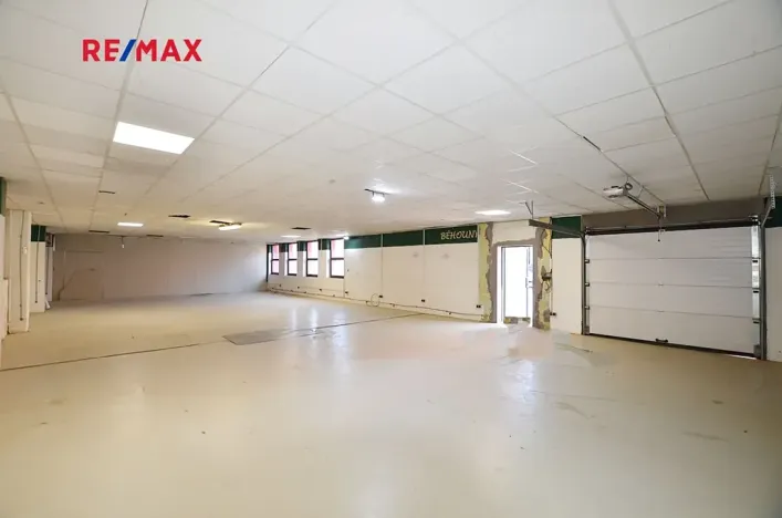 Pronájem obchodního prostoru, Frýdek-Místek, Třebízského, 220 m2