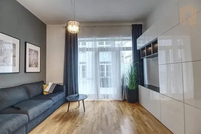 Pronájem bytu 1+kk, Praha - Vinohrady, Záhřebská, 50 m2