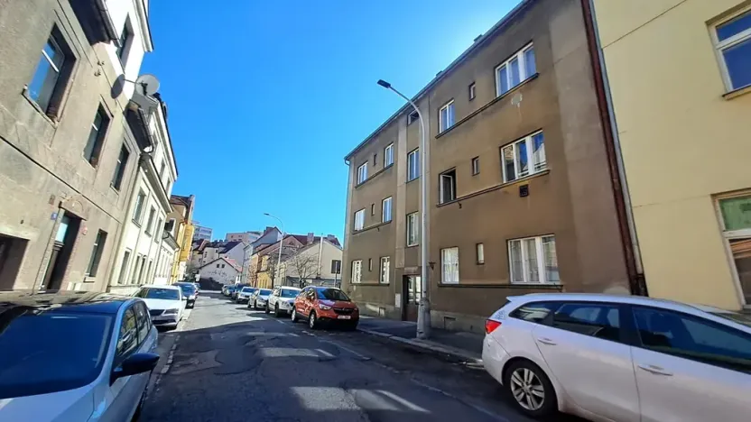 Pronájem bytu 1+kk, Praha - Braník, Pod vinohradem, 27 m2