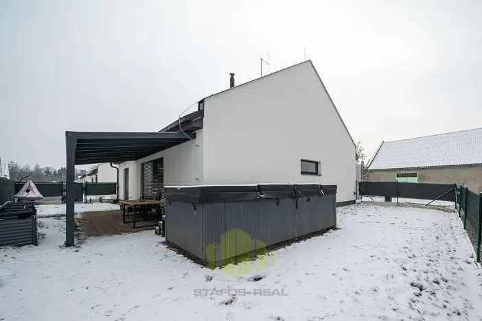 Prodej rodinného domu, Ústín, 128 m2