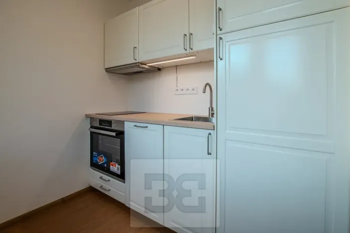 Pronájem bytu 1+1, Praha - Střížkov, Bínova, 32 m2