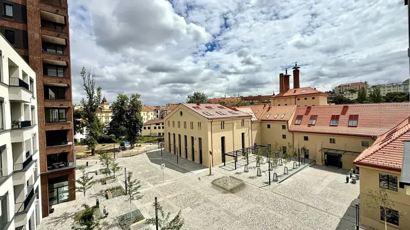 Pronájem garáže, Praha, Bělehradská, 15 m2