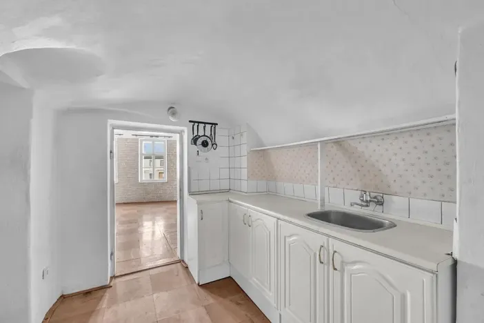 Prodej rodinného domu, Štíty, nám. Míru, 170 m2