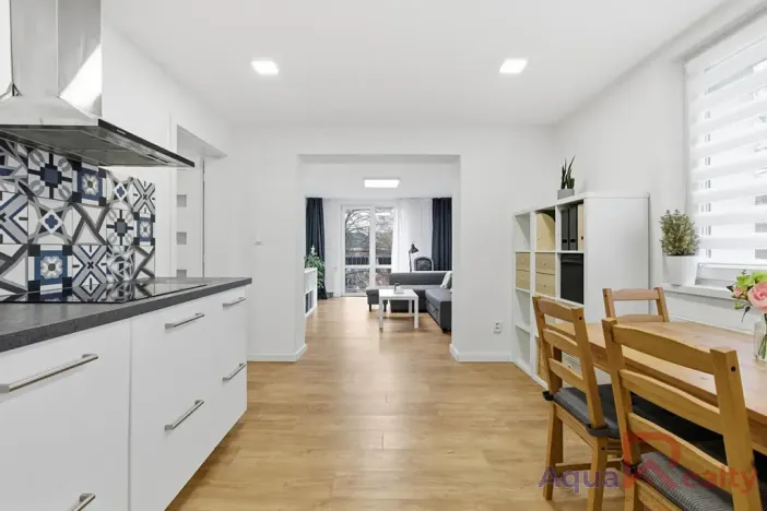 Prodej bytu 2+1, Ostrov, Masarykova, 51 m2