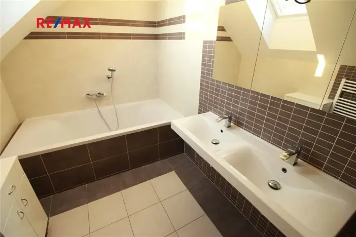 Pronájem bytu 3+kk, Kladno, Komenského, 105 m2