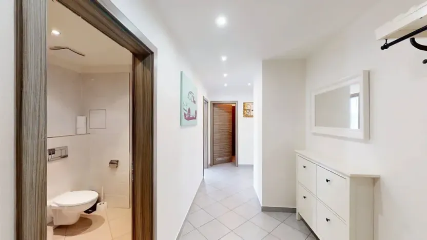 Pronájem bytu 2+kk, Praha - Holešovice, Na Maninách, 65 m2