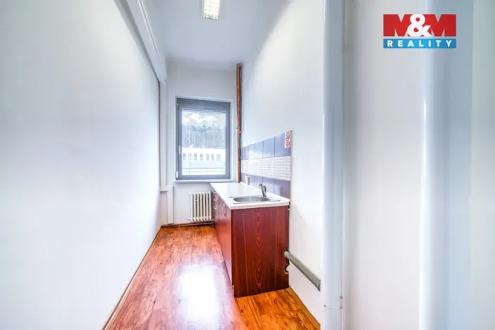 Pronájem kanceláře, Plzeň - Lobzy, Republikánská, 15 m2