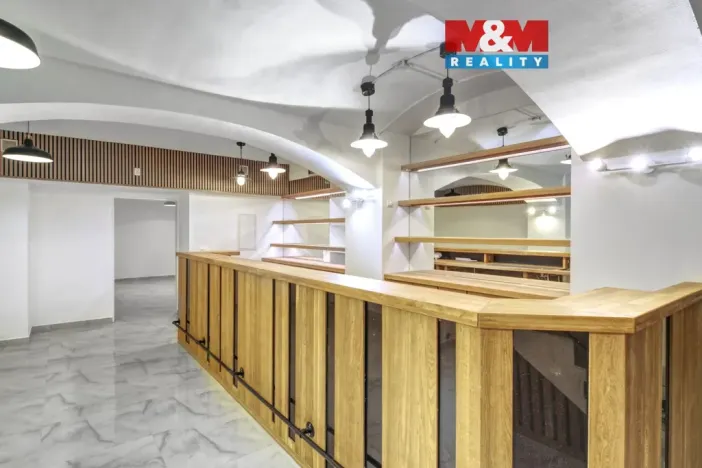 Prodej obchodního prostoru, Praha, Víta Nejedlého, 72 m2