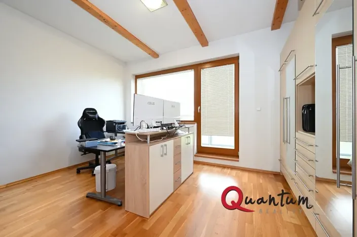 Pronájem bytu 3+kk, Praha - Vokovice, Tibetská, 135 m2