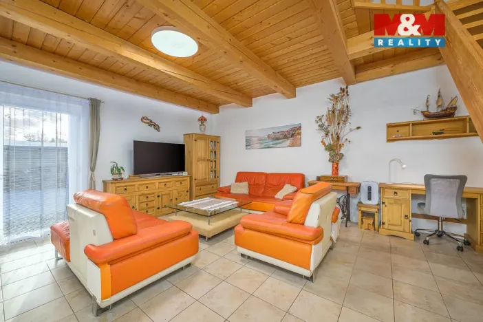 Prodej rodinného domu, Krupá, 186 m2