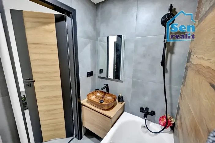 Pronájem bytu 1+1, Karviná, Školská, 38 m2