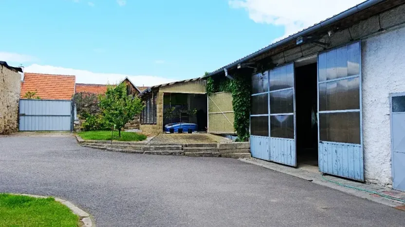 Prodej ubytování, Dešov, 2827 m2