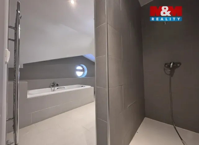 Pronájem bytu 1+kk, Zákupy, Nádražní, 65 m2