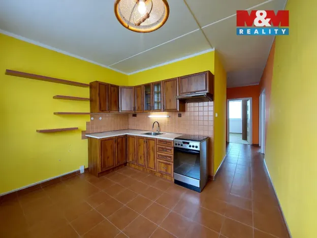 Prodej bytu 3+1, Klášterec nad Ohří - Miřetice u Klášterce nad Ohří, Luční, 71 m2