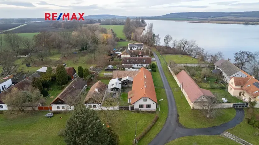 Prodej rodinného domu, Choťovice, 250 m2