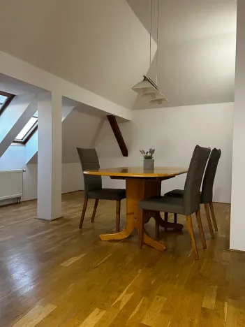 Pronájem bytu 5+1, Praha - Holešovice, Bubenská, 209 m2