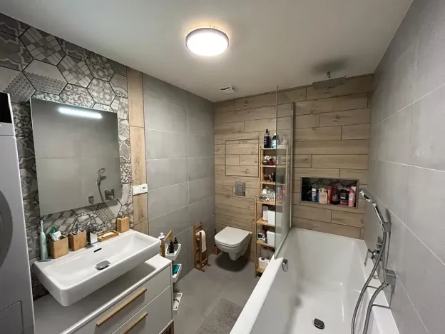 Pronájem bytu 2+kk, České Budějovice, Plukovníka Malého, 64 m2