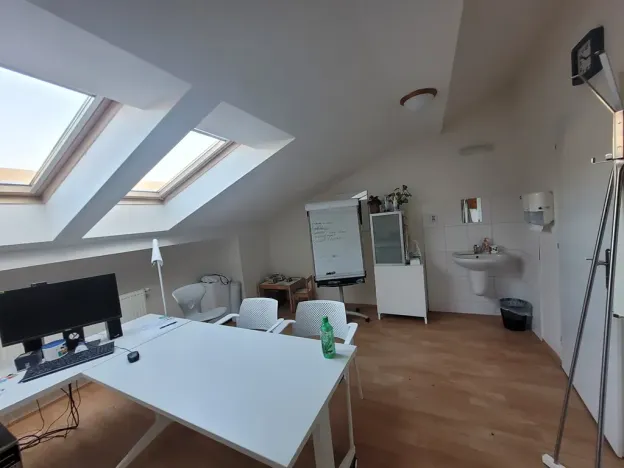 Pronájem kanceláře, Brno, Josefská, 100 m2