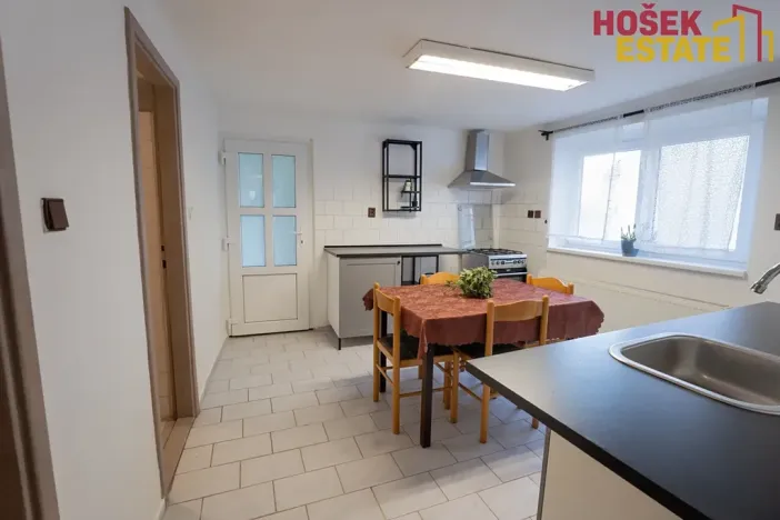 Pronájem rodinného domu, Brno, Bosonožské náměstí, 220 m2