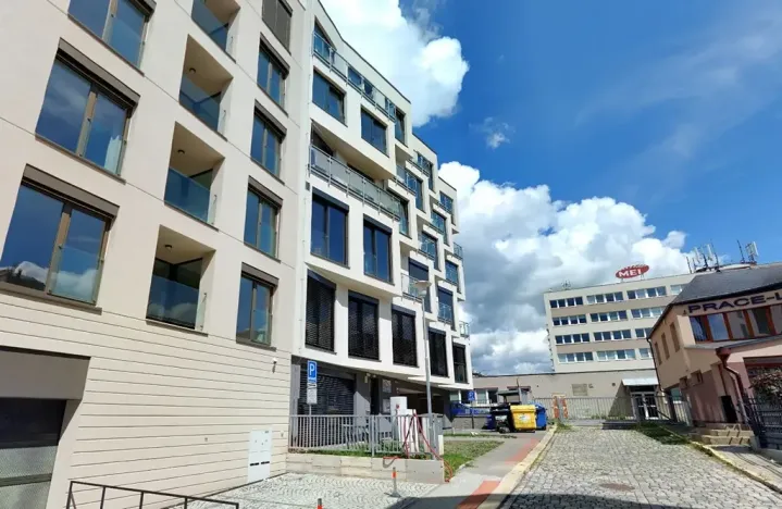 Pronájem bytu 1+kk, Liberec, Bažantí, 37 m2