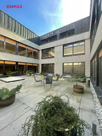 Pronájem kanceláře, Praha - Libeň, Podvinný mlýn, 17 m2