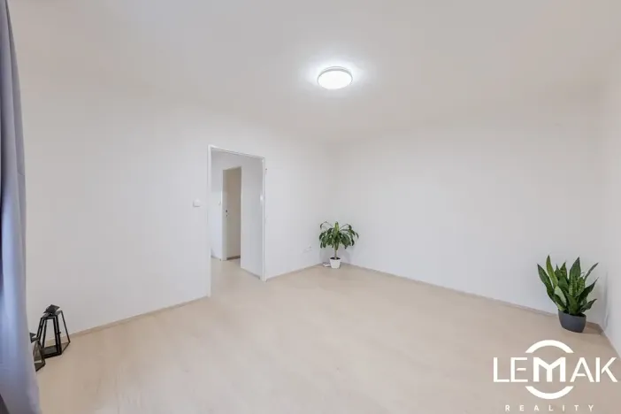 Prodej bytu 1+1, Hlubočky, Wolkerova, 33 m2