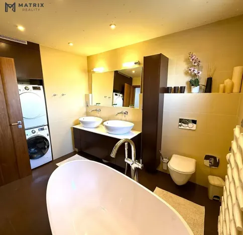 Pronájem bytu 3+kk, Praha - Liboc, Naardenská, 126 m2