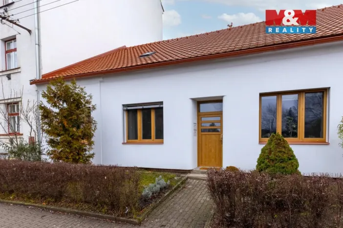 Pronájem bytu 3+kk, Pardubice - Bílé Předměstí, Husova, 70 m2