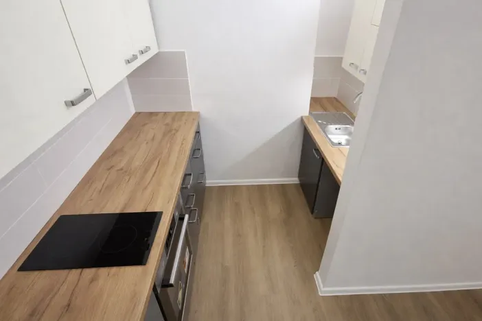 Pronájem bytu 2+kk, Jirkov, Nerudova, 21 m2