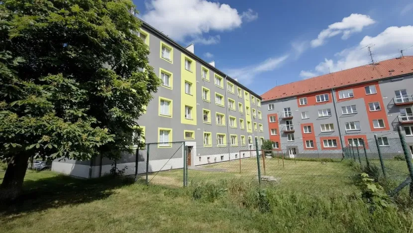 Pronájem bytu 2+kk, Jirkov, Nerudova, 21 m2