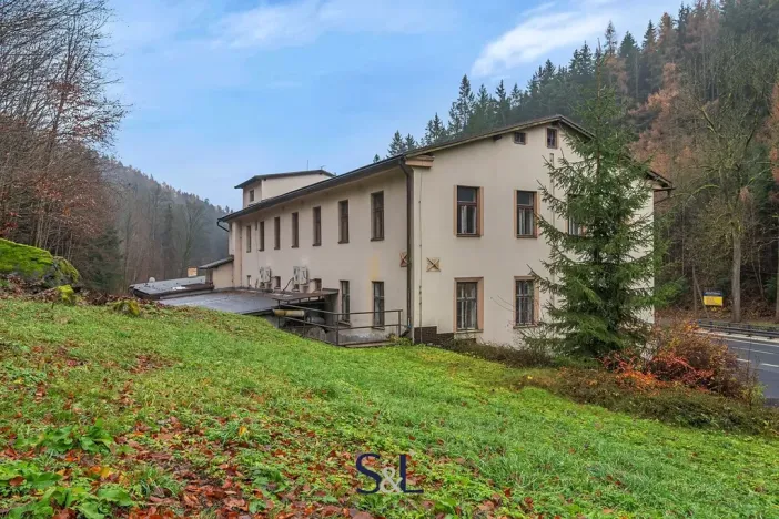 Prodej komerční nemovitosti, Železný Brod, 2098 m2