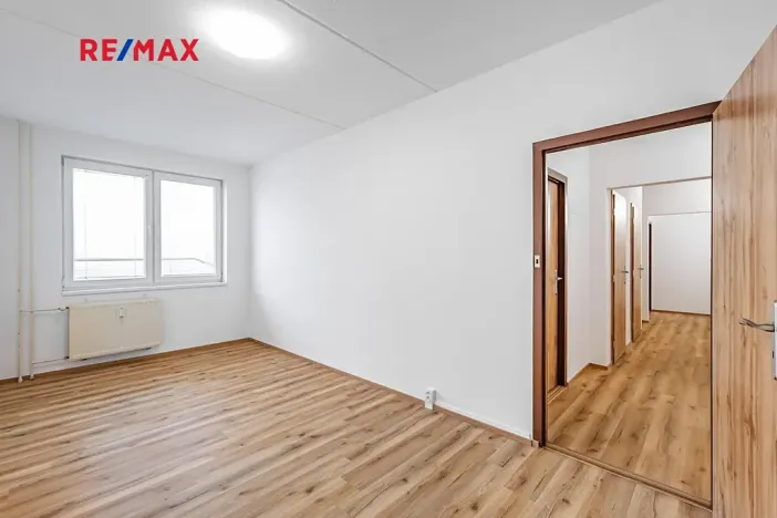 Pronájem bytu 3+1, Jindřichův Hradec, Kosmonautů, 65 m2