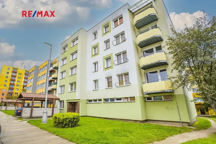 Pronájem bytu 3+1, Jindřichův Hradec, Kosmonautů, 65 m2