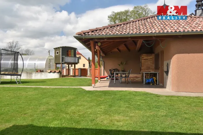 Pronájem rodinného domu, Spálov, 180 m2