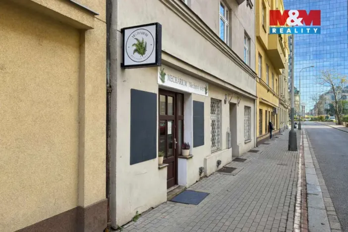 Prodej obchodního prostoru, Praha - Holešovice, Přístavní, 47 m2