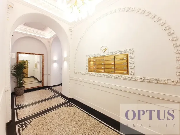 Pronájem kanceláře, Praha - Staré Město, Dušní, 115 m2